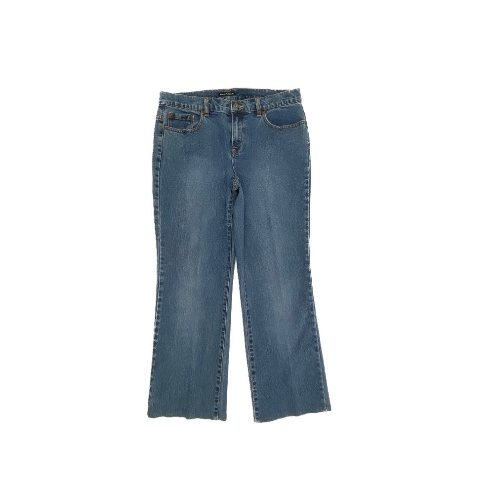 Access Relaxed Fit Straight Leg Women's size 10P Medium Wash Blue Denim Jeans‎